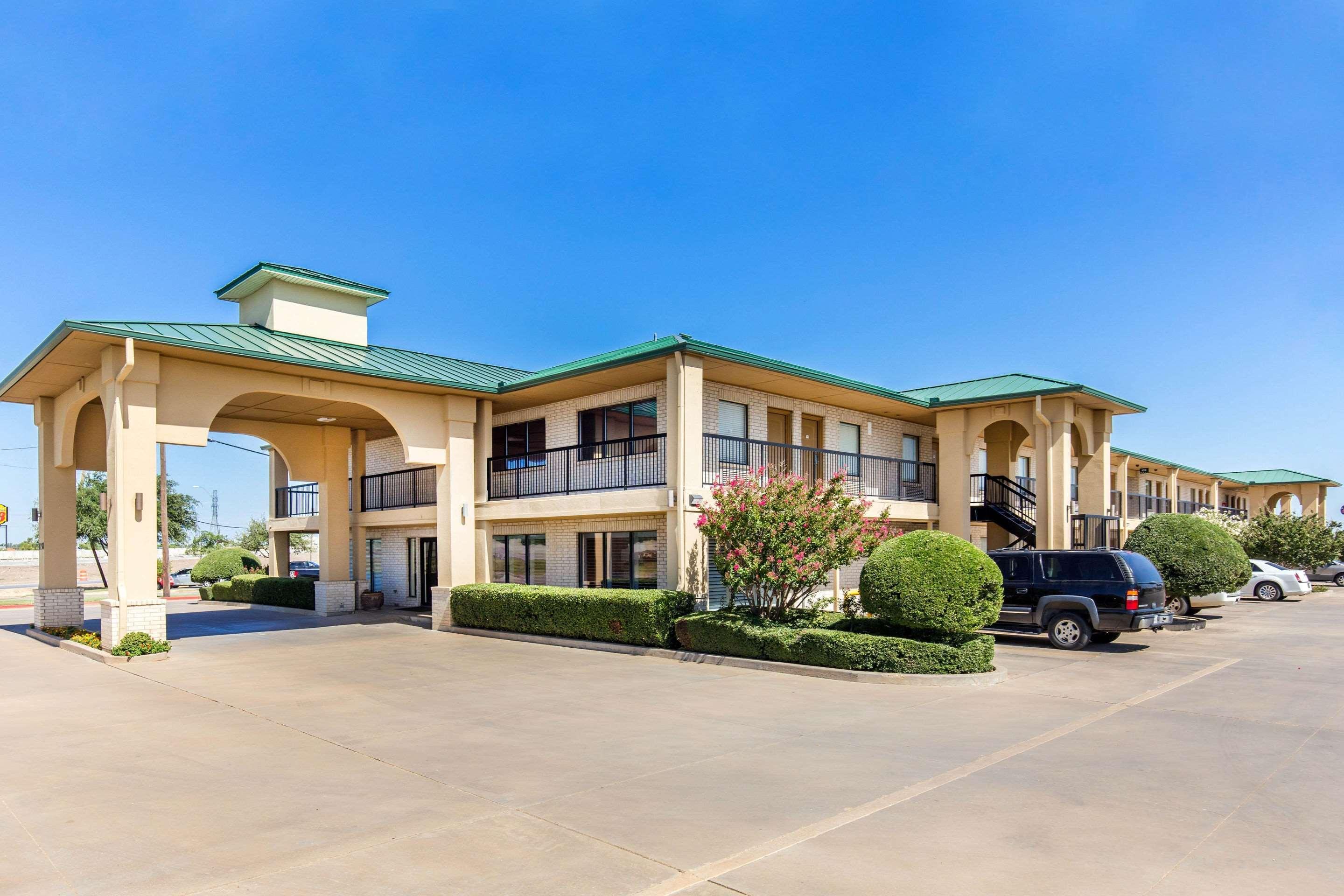 Quality Inn & Suites Abilene Exteriör bild