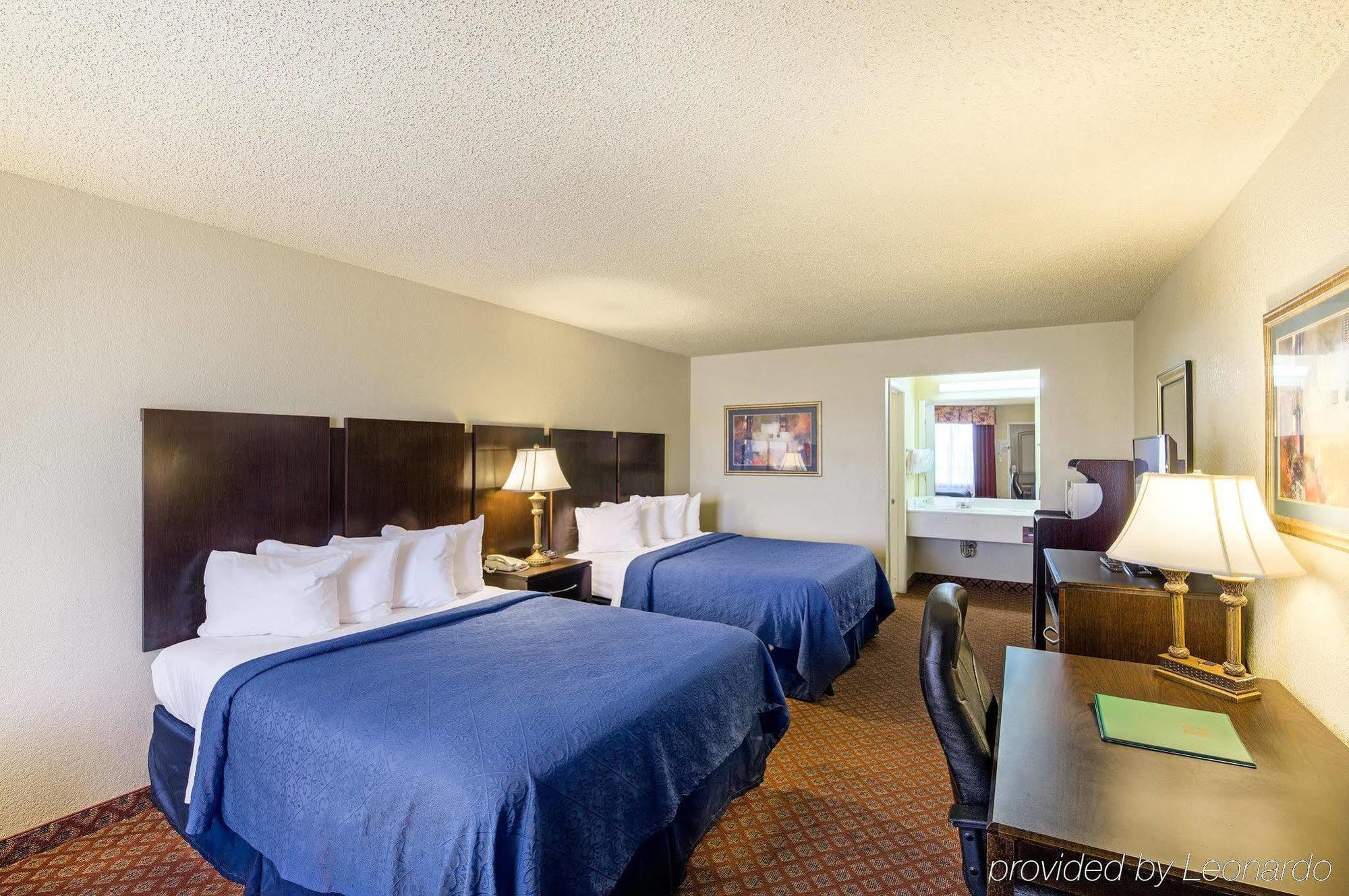 Quality Inn & Suites Abilene Exteriör bild